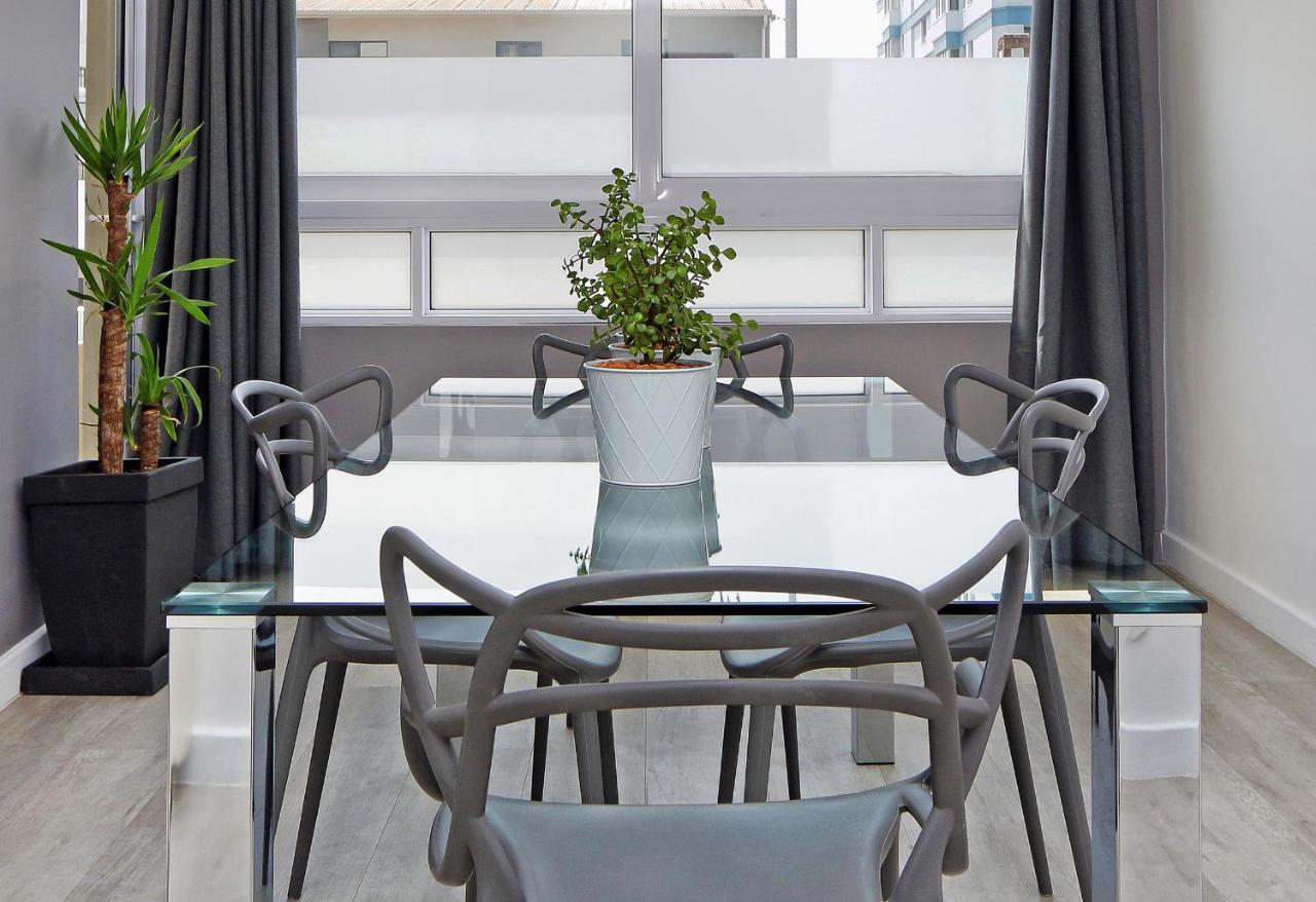 La Rhone Apartment
