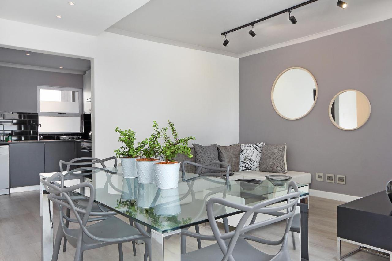 La Rhone Apartment *